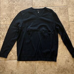 Alfani Men's V-Neck Sweater in Black
